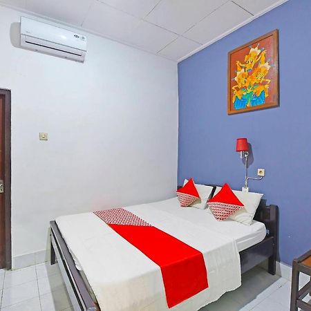 Oyo 3244 Grand Chandra Hotel Denpasar Exterior foto