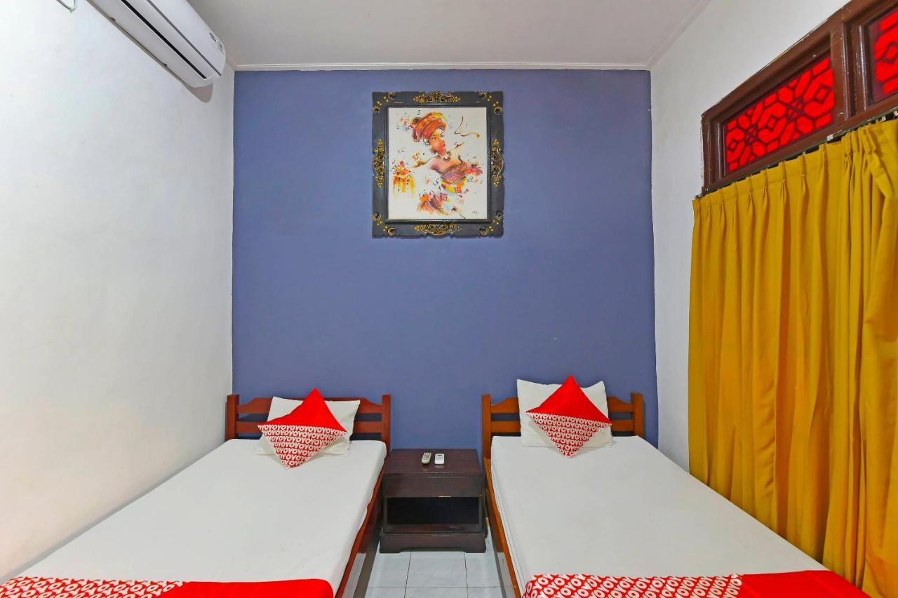 Oyo 3244 Grand Chandra Hotel Denpasar Exterior foto
